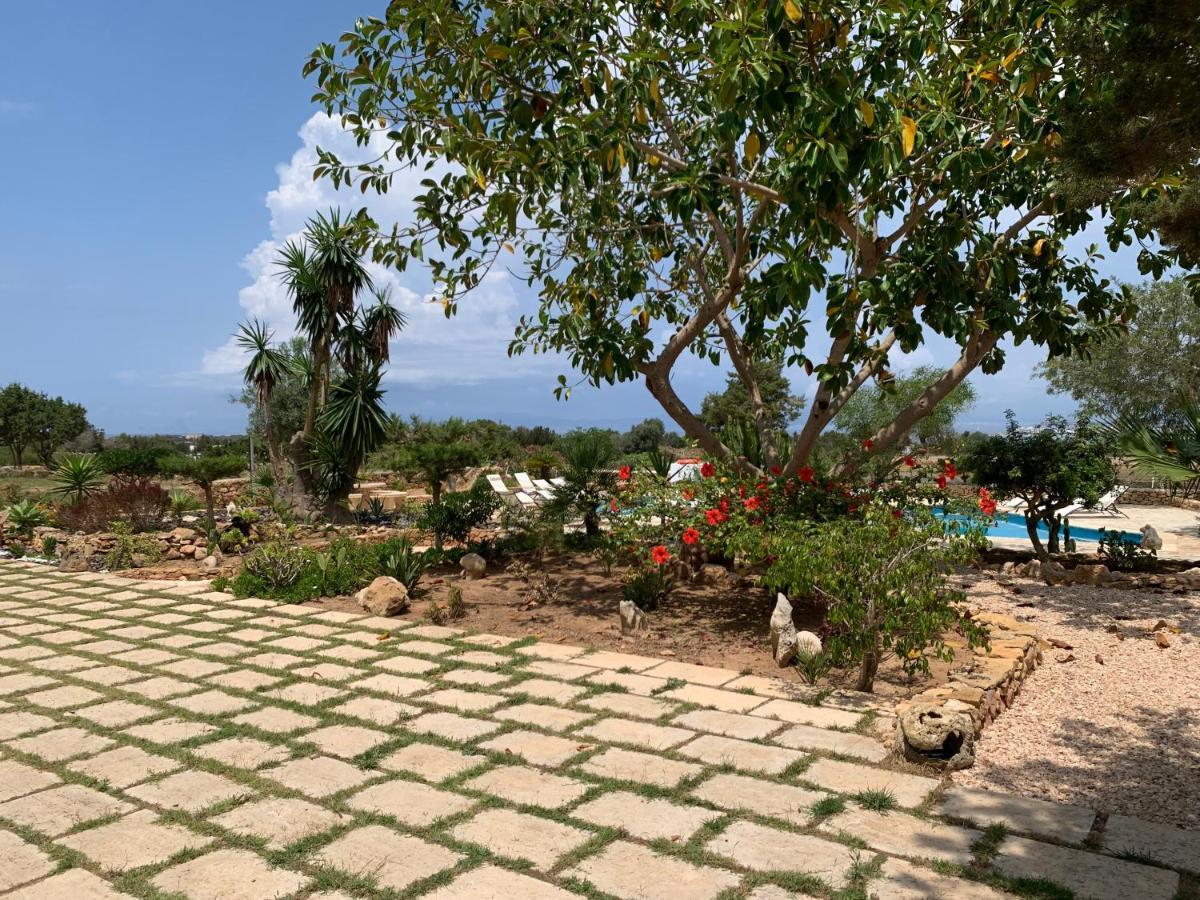 Apartamentos Vista Vedrá La Savina (Formentera) Exterior foto